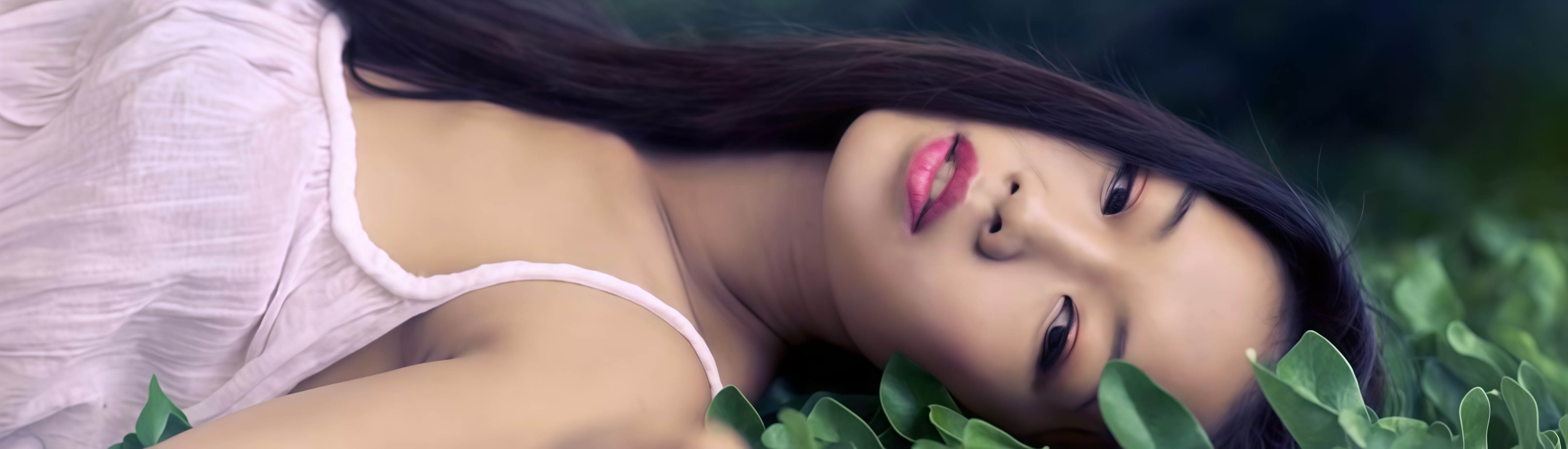 日韩视频免费在线观看直击最撩人高清无码诱惑大片！日本性感女优丝袜高跟、浴室湿身慢摇、指尖轻抚粉嫩蜜穴，娇喘低吟、眼神勾魂层层挑逗